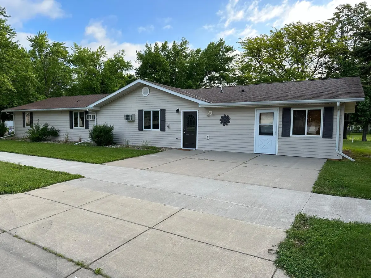 701 W Ring 7th, Canby, MN 56220 - #1