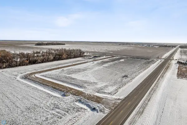 618 Norman Drive, Kindred, ND 58051