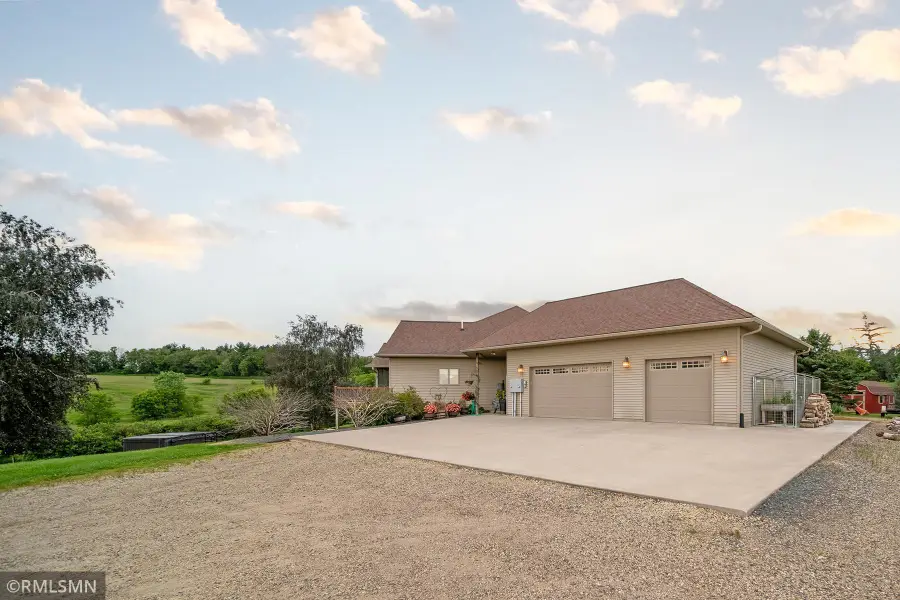 62997 430th Avenue, Mazeppa, MN 55956 - #3