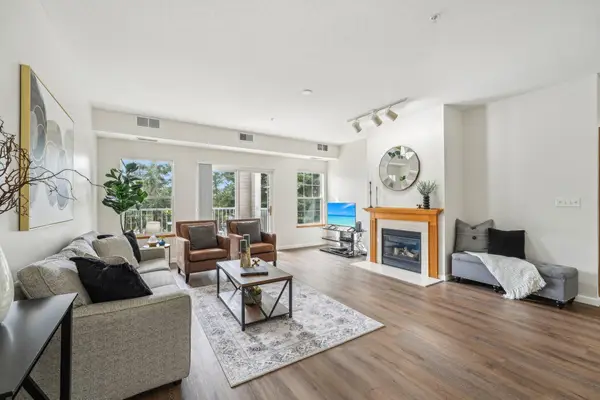 12761 Collegeview Drive #201, Eden Prairie, MN 55347