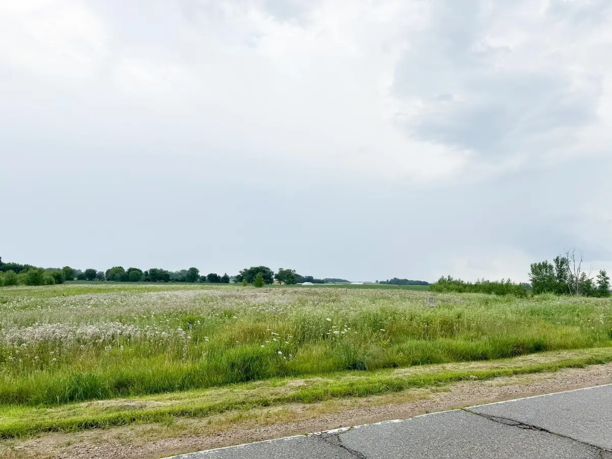 000 Plotts Ave, Worthington, MN 56187 - #1