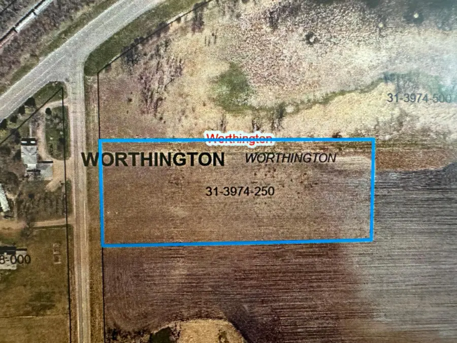 000 Plotts Ave, Worthington, MN 56187 - #3