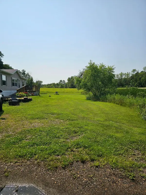 5272 (R26) 53rd Street Ne, Spicer, MN 56288