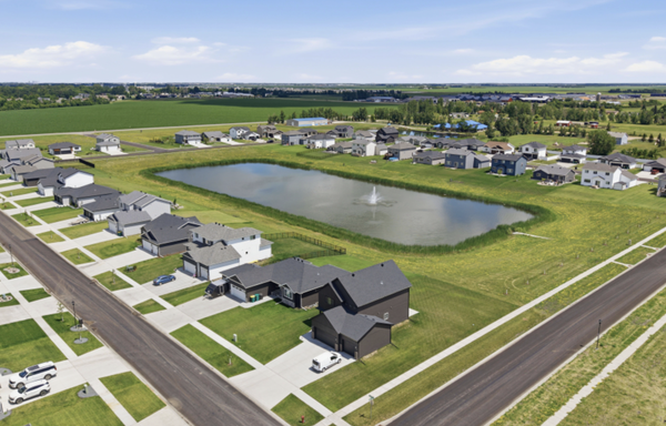 10250 73rd Street S, Horace, ND 58047