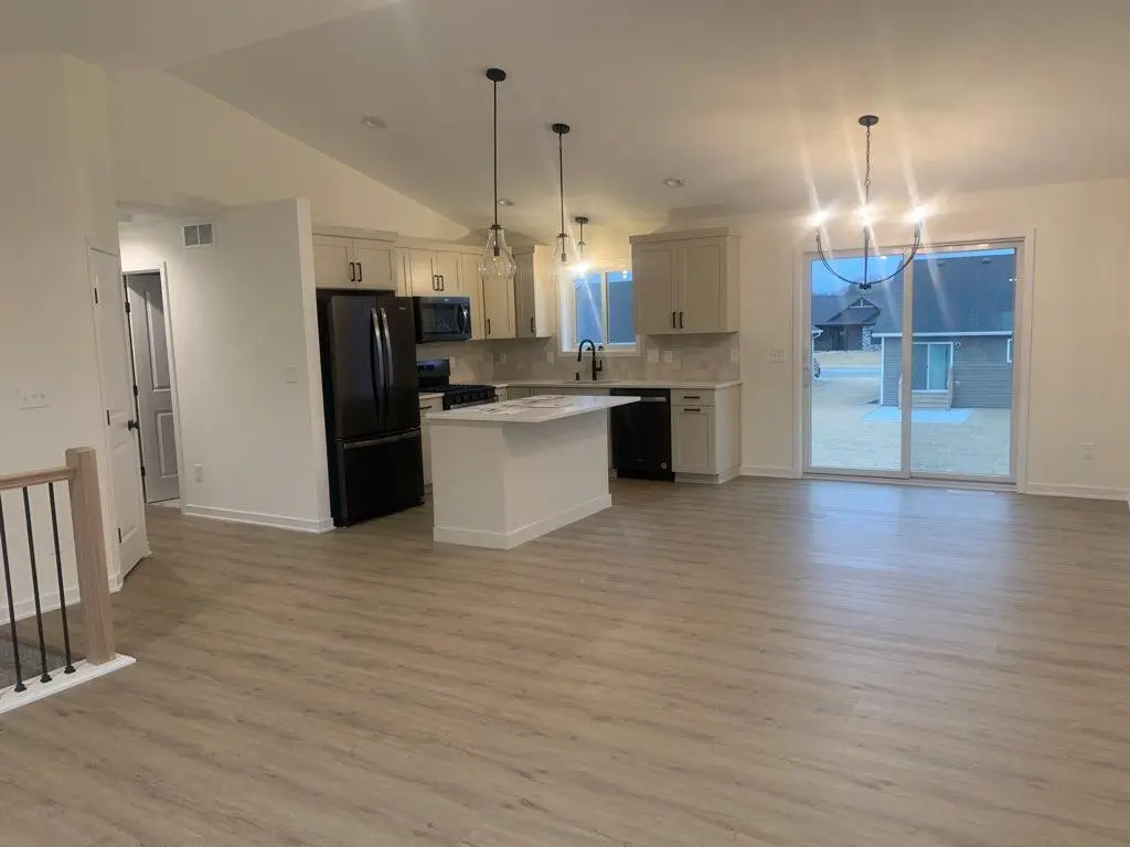 3658 18th Street Se, Rochester, MN 55904 - Image #1