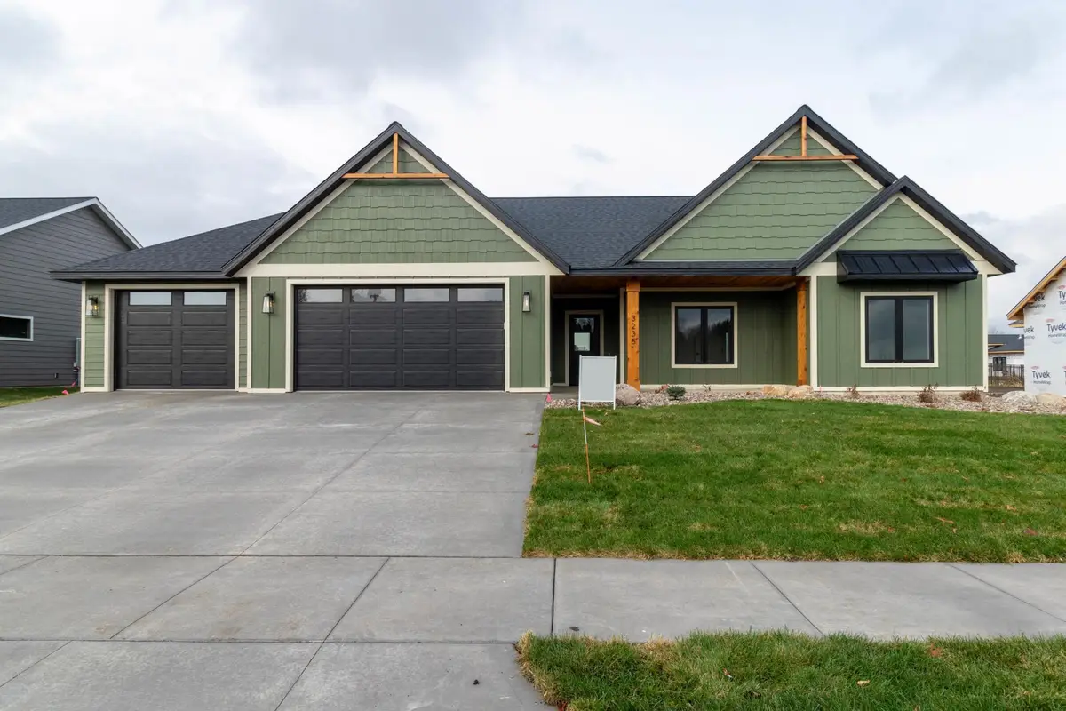 3235 Bella Terra Road Ne, Rochester, MN 55906 - #1