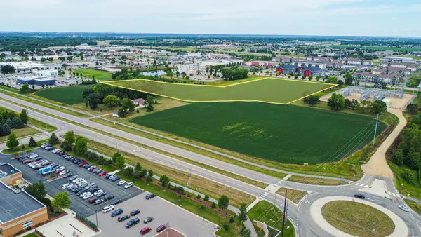 1X Adams Street, Mankato, MN 56001