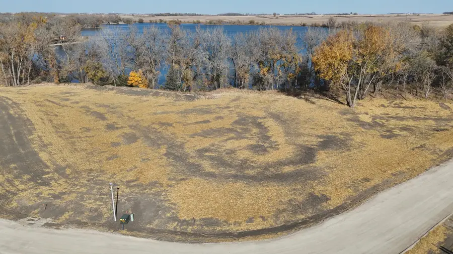 10 Cottonwood Lake Boulevard, Windom, MN 56101 - #3