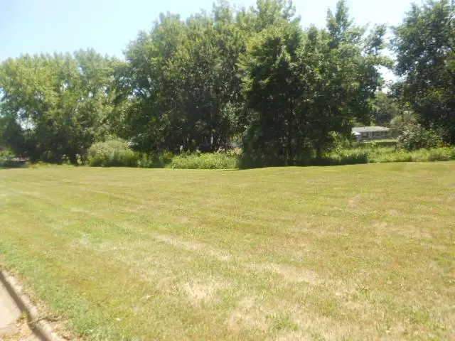 6th Crn 17th St/6th Avenue, Windom, MN 56101 - #2