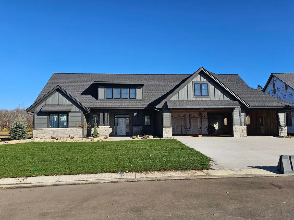 1742 Mayowood Court Sw, Rochester, MN 55902 - Image #1