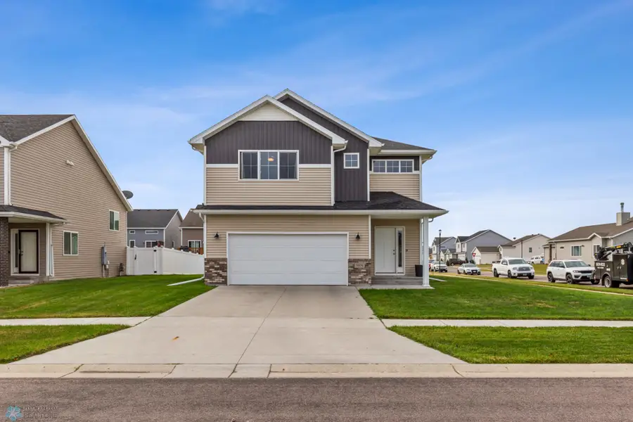 5894 58th Avenue S, Fargo, ND 58104 - Image #2