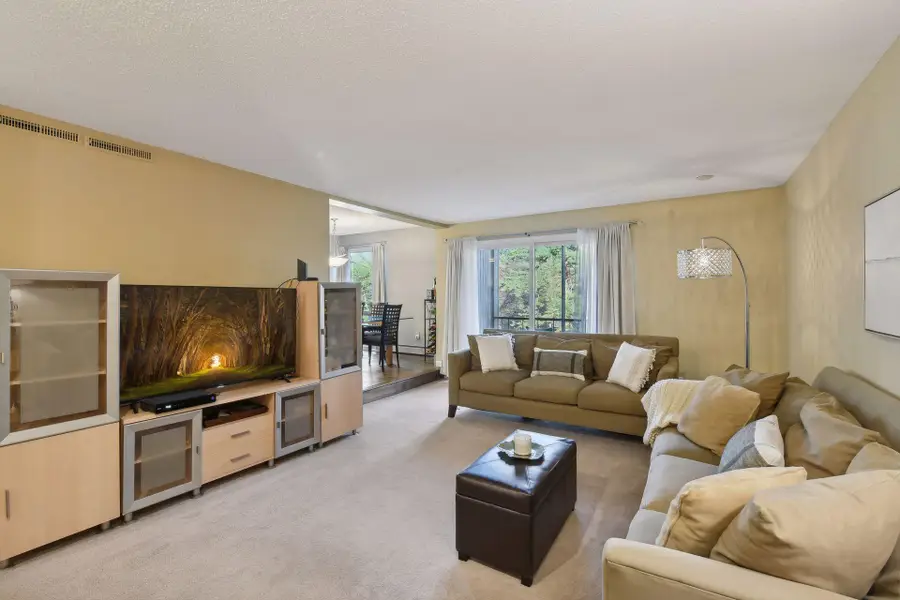6105 Lincoln Drive #239, Minneapolis, MN 55436 - Image #3