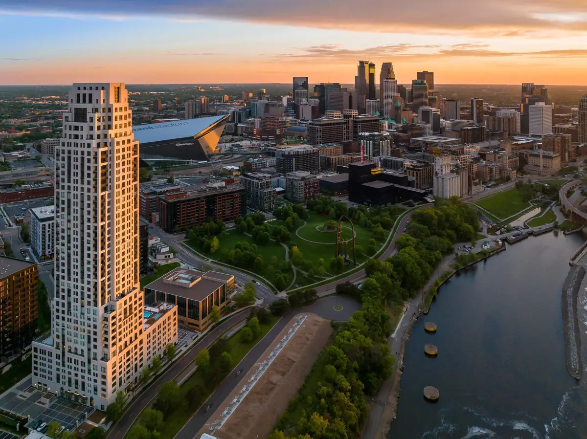 1111 W River Parkway #35C, Minneapolis, MN 55415 - Image #1