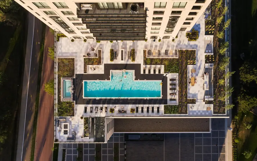 1111 W River Parkway #35C, Minneapolis, MN 55415 - Image #2