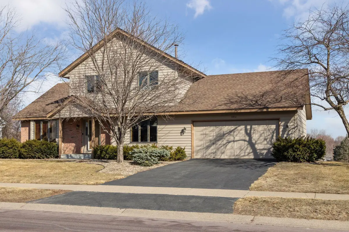 4911 144th Street W, Apple Valley, MN 55124 - Image #1