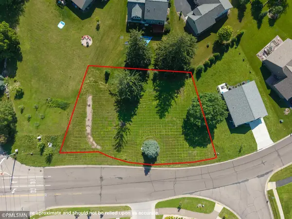 2364 St Andrews Drive, Altoona, WI 54720