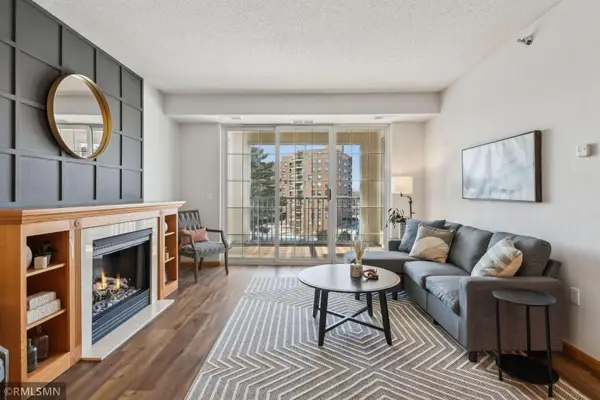 6640 Lyndale Avenue S #406, Minneapolis, MN 55423