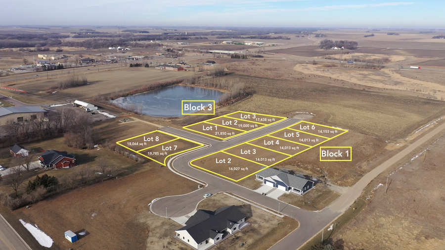 105 Bluestem Drive, Blue Earth, MN 56013 - Image #2