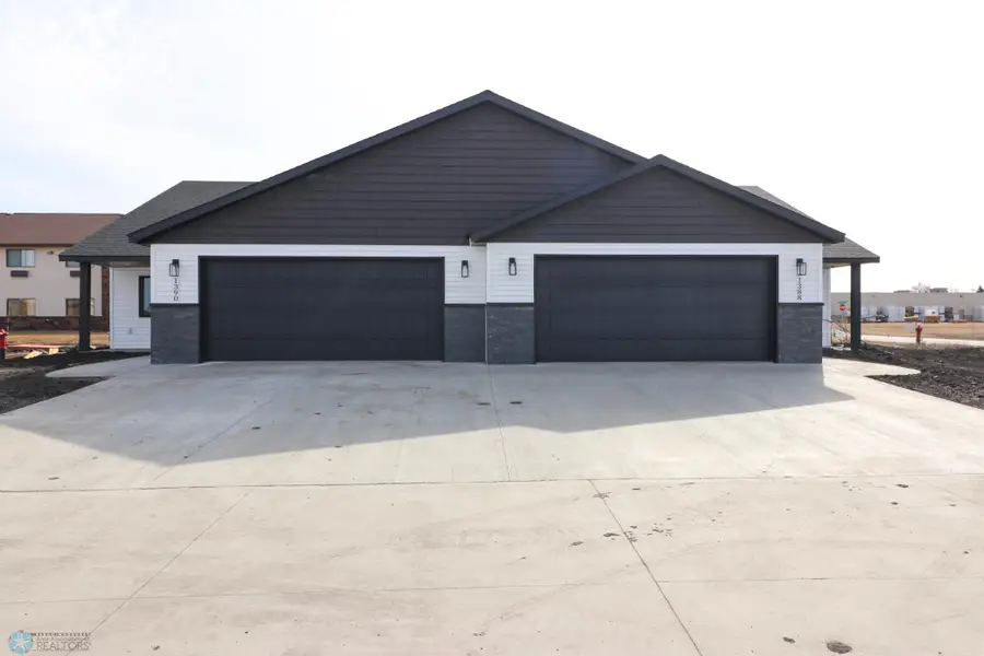 1390 Prairie Lane, Wahpeton, ND 58075 - #2