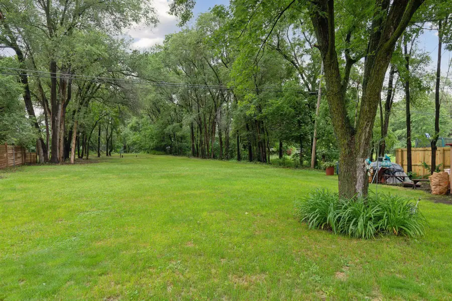 1604 E 87th Street, Bloomington, MN 55425 - Image #2