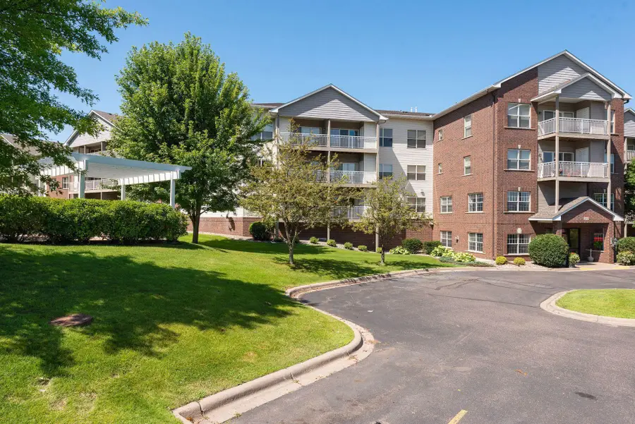 2231 Penn Place #324, Saint Paul, MN 55109 - Image #2