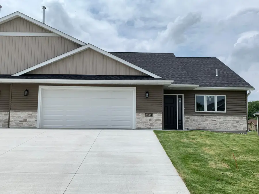 2834 Meadowview Lane Ne, Owatonna, MN 55060 - Image #2