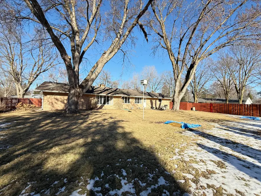 622 E 5th Street, Litchfield, MN 55355 - Image #3