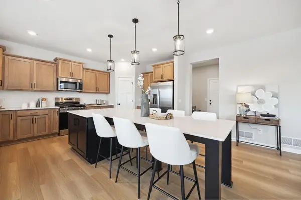 10700 Harbor Lane N, Maple Grove, MN 55369