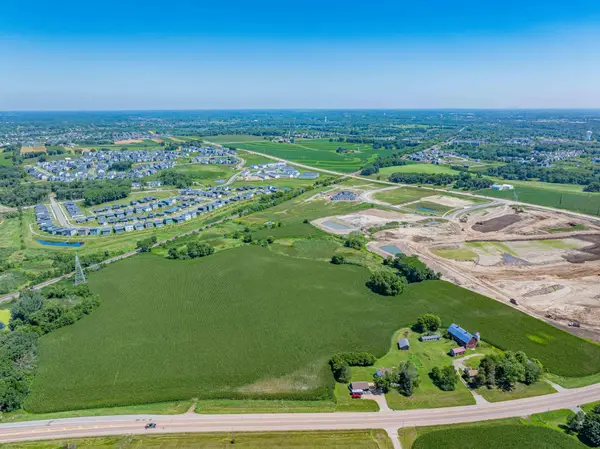 5460 County Road 10, Chaska, MN 55318