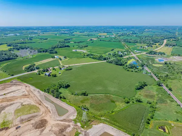 546X County Road 10, Chaska, MN 55318