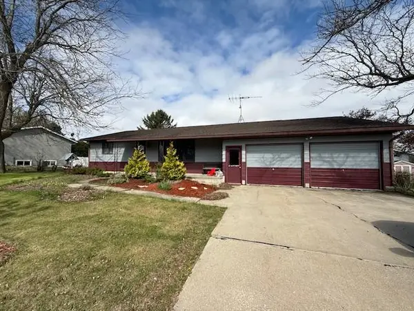 707 Hokah Street N, Caledonia, MN 55921