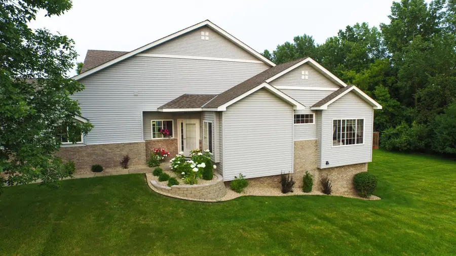 13034 Echo Lane, Apple Valley, MN 55124 - Image #3
