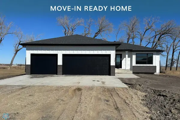 305 Neuman Boulevard N, Colfax, ND 58018