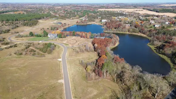 987 Moon Glow Road, Hudson, WI 54016