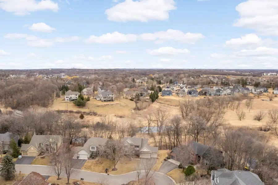 7509 Bent Bow Trail, Chanhassen, MN 55317 - Image #3