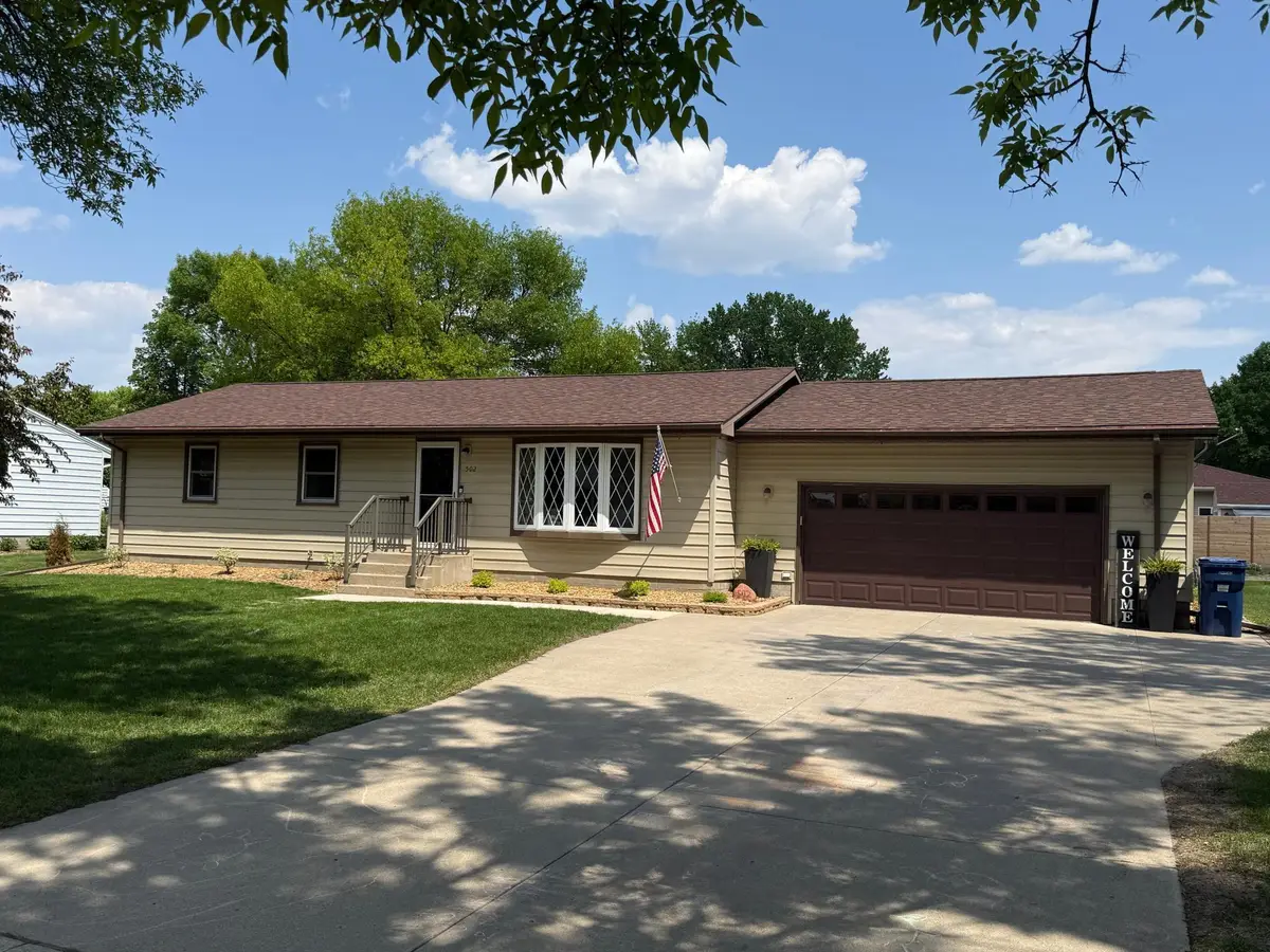 502 19th Street N, Benson, MN 56215 - #1
