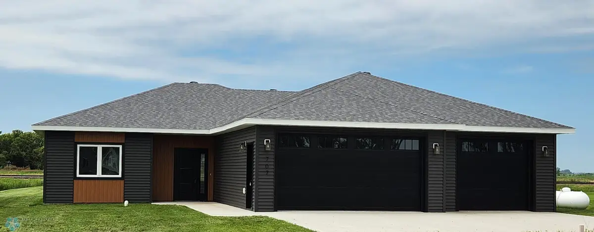707 Blaine Street N, Colfax, ND 58018 - #1