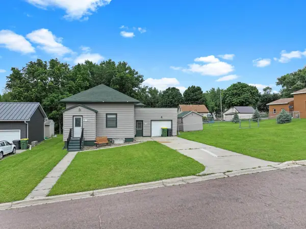 312 4th Street E, Jasper, MN 56144