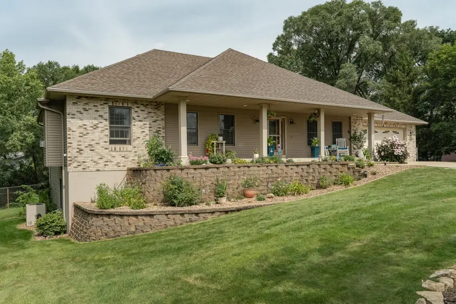 2111 E River Road Ne, Rochester, MN 55906 - Image #2