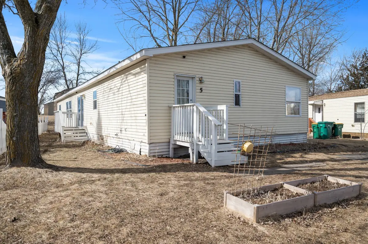 5 Riverside Terrace, Watertown, MN 55388 - Image #1