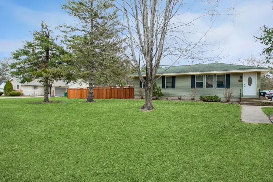 8101 Edgewood Drive, Mounds View, MN 55112 - Image #3