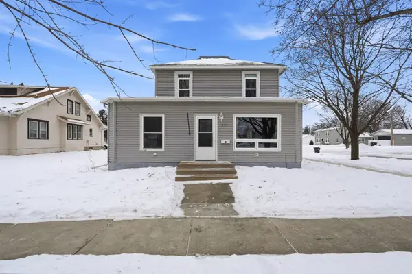 227 E 2nd Street, Blue Earth, MN 56013