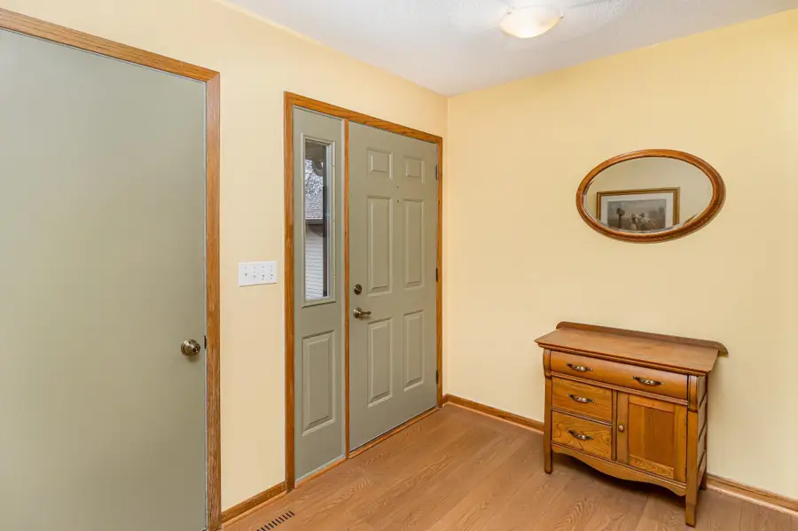 1698 Cobblestone Court, Red Wing, MN 55066 - Image #3