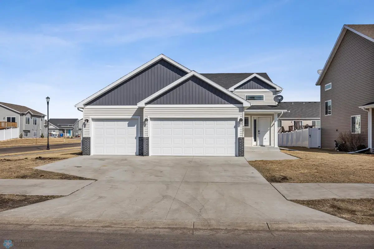5891 59th Avenue S, Fargo, ND 58104 - Image #1