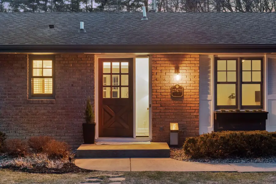 27475 Pine Bend, Excelsior, MN 55331 - Image #2