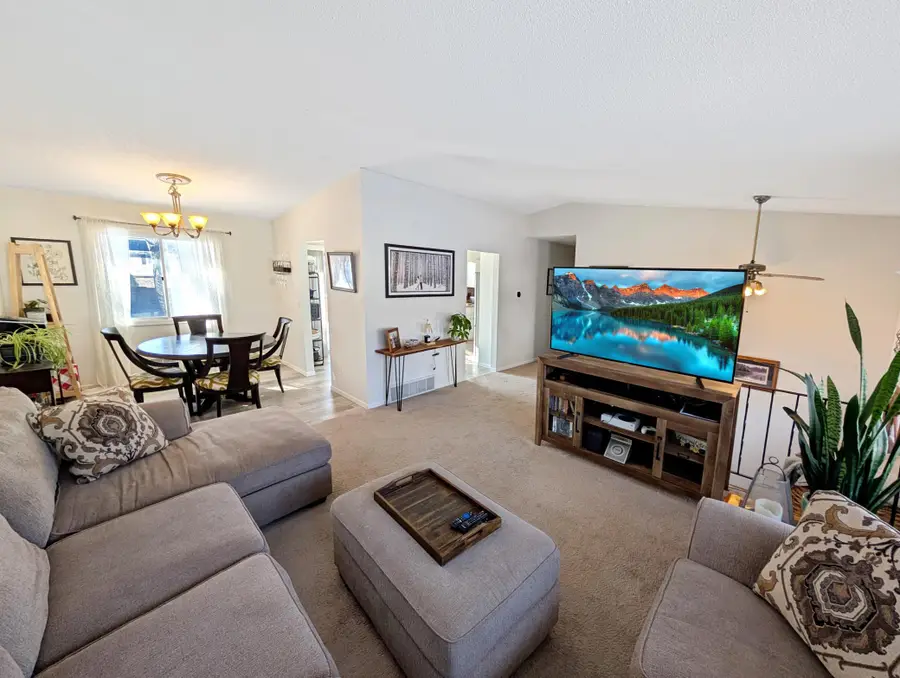 9233 59th Avenue N, Minneapolis, MN 55428 - Image #3