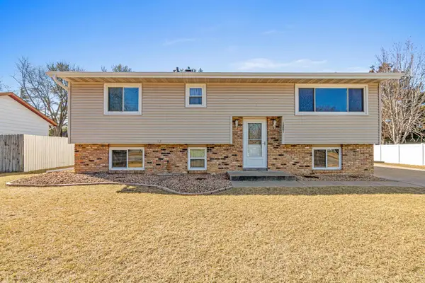 13001 Valley Forge Lane N, Champlin, MN 55316