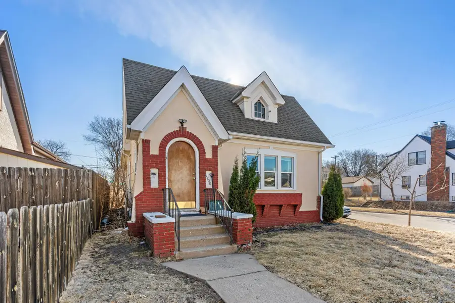 1400 Vincent Avenue N, Minneapolis, MN 55411 - Image #2