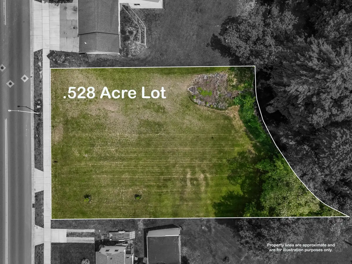 1034 E La Salle Avenue, Barron, WI 54812 - Image #1