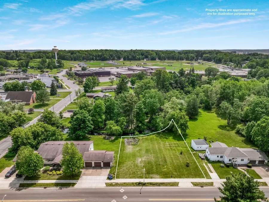 1034 E La Salle Avenue, Barron, WI 54812 - Image #2